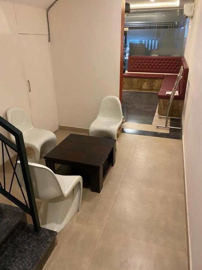 Hotel Vijaya Lakshmi Residency - Yeshwanthpur Бангалор Екстериор снимка