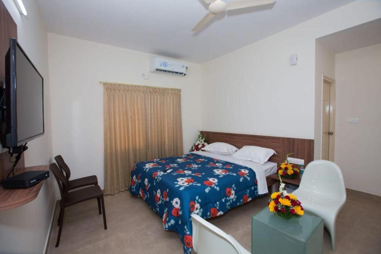 Hotel Vijaya Lakshmi Residency - Yeshwanthpur Бангалор Екстериор снимка