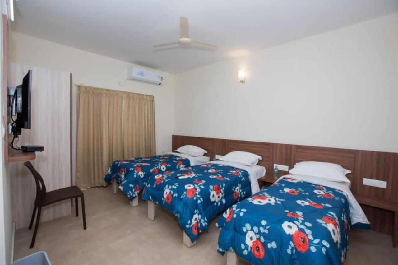 Hotel Vijaya Lakshmi Residency - Yeshwanthpur Бангалор Екстериор снимка
